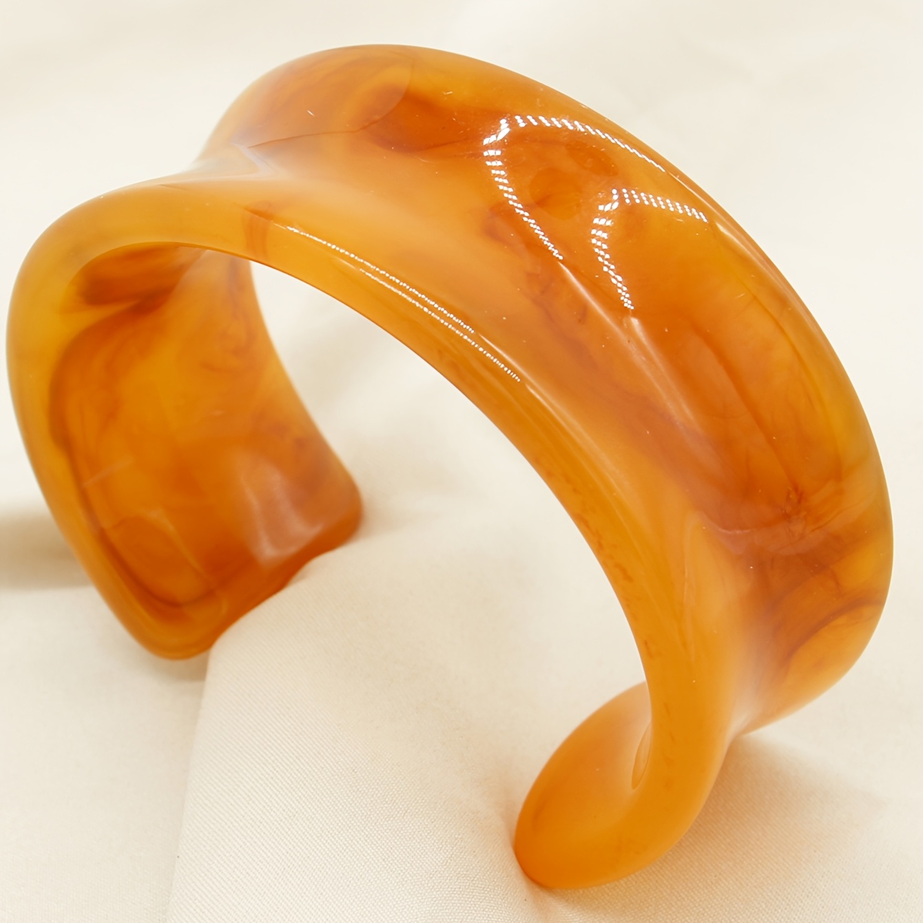 Retro Bohemian Resin Bangle, Geometric Irregular Design